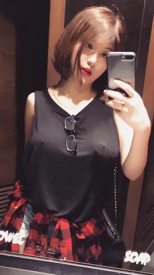 开云·体育官网APP下载-一日英超观察：斯洛特带队胜利被冷落，VAR判罚成疑，斯洛特耶斯身高